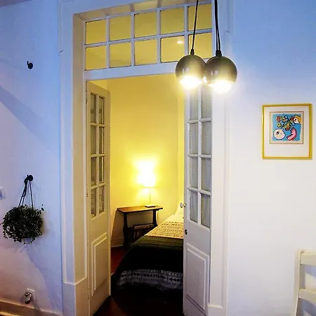Calm Bright Flat Bairro Alto.